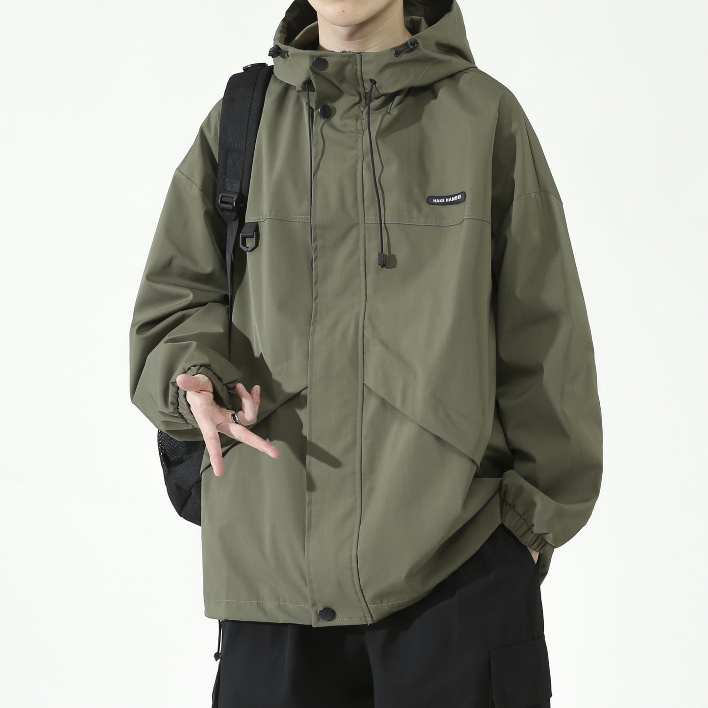 フード付きマウンテンパーカー